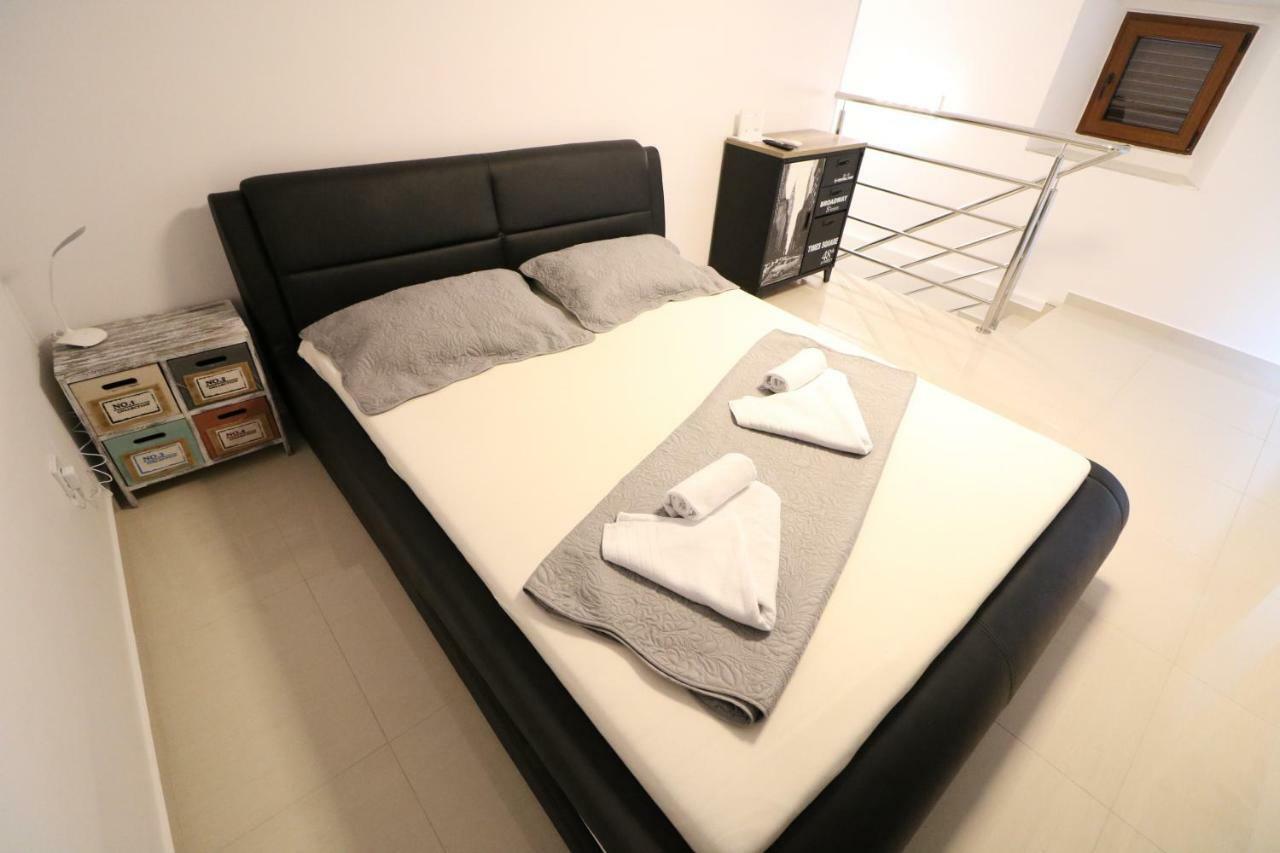 Apartment Porto With Terrace Baška Extérieur photo